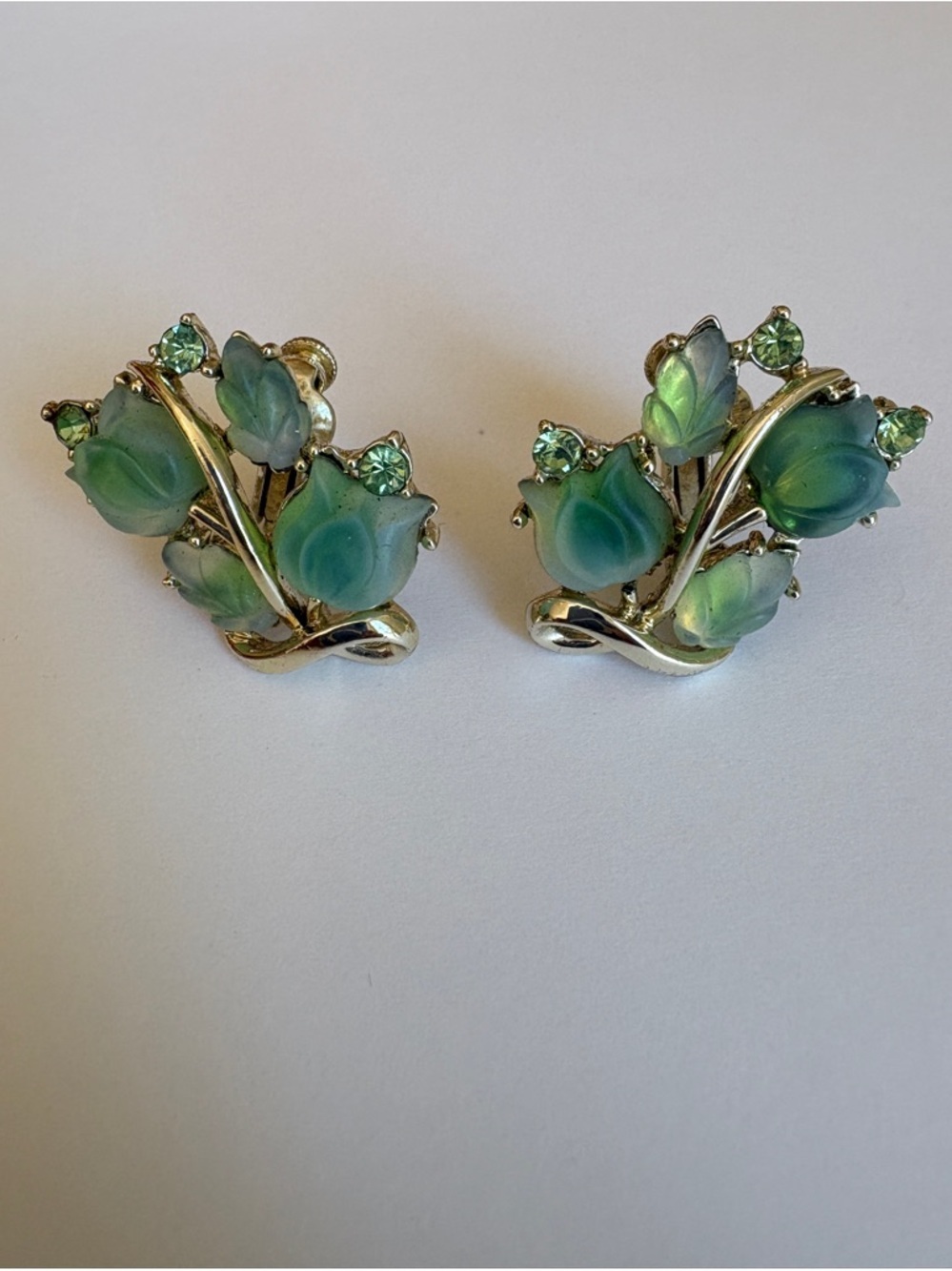 Vintage MCM Gold Tone Green Flower Earrings Made in England Fairy Romantic
